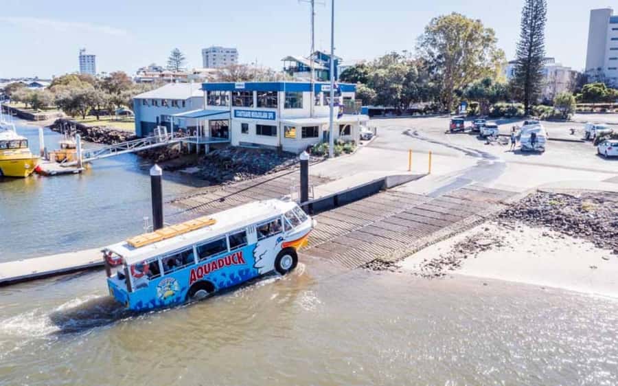 Sunshine Coast: 1-Hour Land and Water Tour - Why families may get the most from it