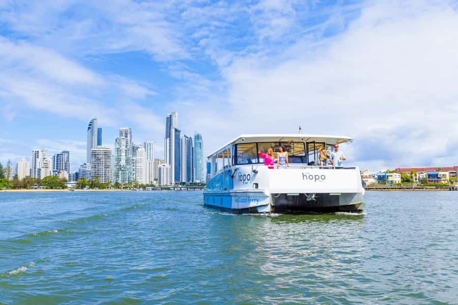 Surfers Paradise: 2-Hour Gold Coast Sightseeing Cruise - Seeing Surfers Paradise From the Water
