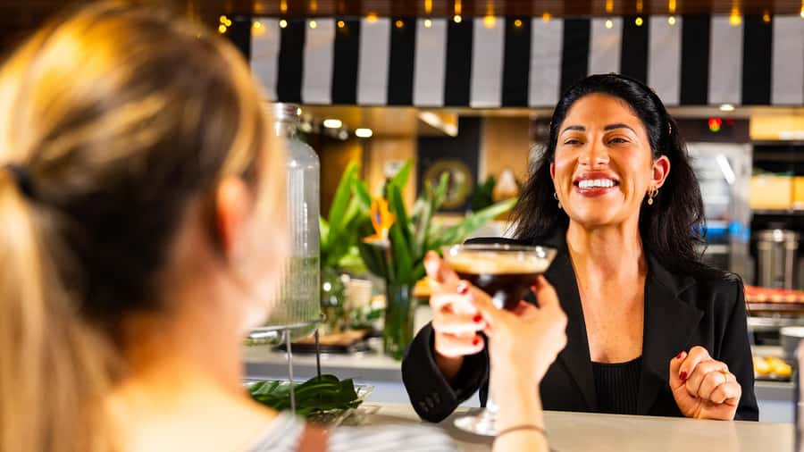 Surfers Paradise: Buffet Dinner Sightseeing Cruise - Key points to know before booking