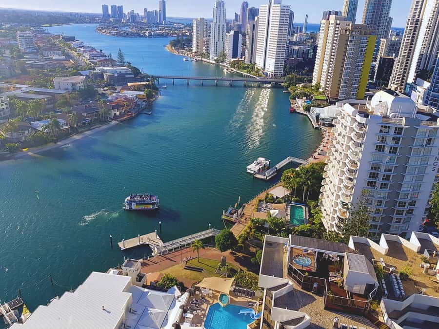 Surfers Paradise: Gold Coast Afternoon River Cruise - The first 45 minutes: canals and Surfers Paradise