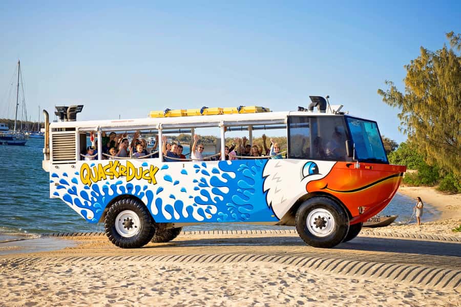 Surfers Paradise: Guided Gold Coast Amphibious Bus Tour - Splashing into the Gold Coast Broadwater