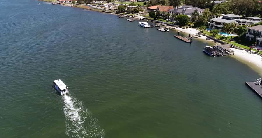 Surfers Paradise: Guided Gold Coast Amphibious Bus Tour - Watching for wildlife along the water