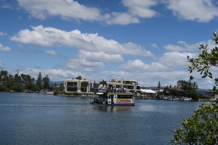 Surfers Paradise: Sightseeing Morning River and Canal Cruise - Why the $19 price works