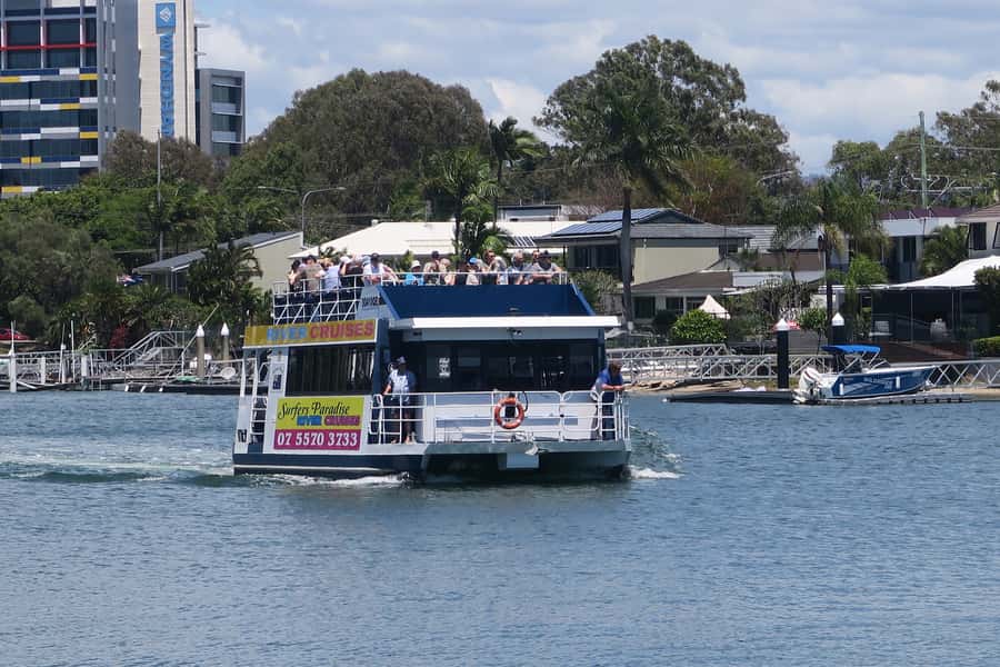 Surfers Paradise: Sightseeing Morning River and Canal Cruise - Surfers Paradise canals, viewed from water level