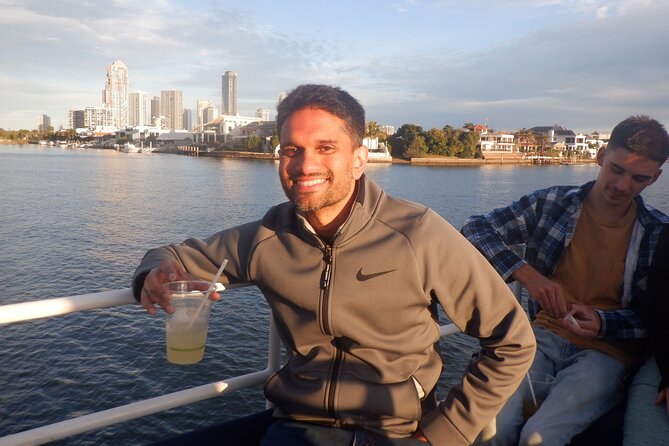 Surfers Paradise: Sightseeing Sunset River Cruise - Sunset photography from the sundeck