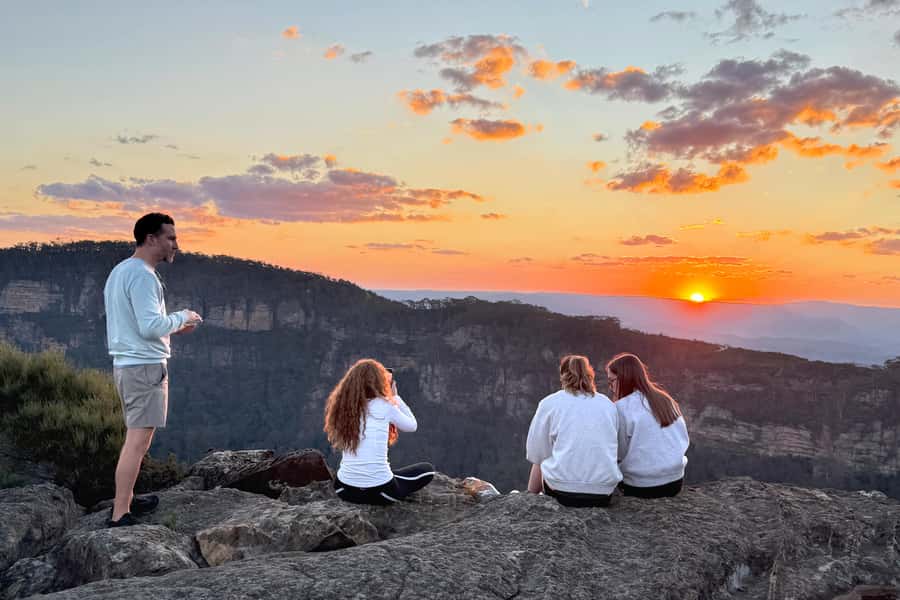 Sydney: Blue Mountains Kangaroos, Wilderness and Sunset Tour - Key things to know before booking