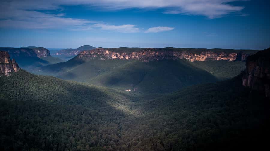 Sydney: Blue Mountains Late Start, Walks Waterfalls & Koalas - The working farm and the koala keeper