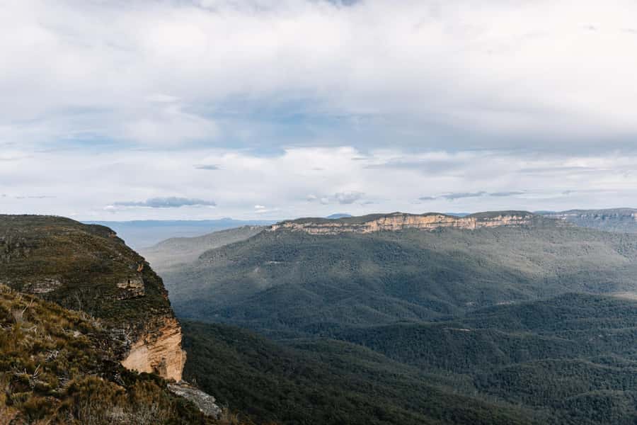 Sydney: Blue Mountains Scenic World, Wildlife Park and Lunch - The Three Sisters and Aboriginal stories