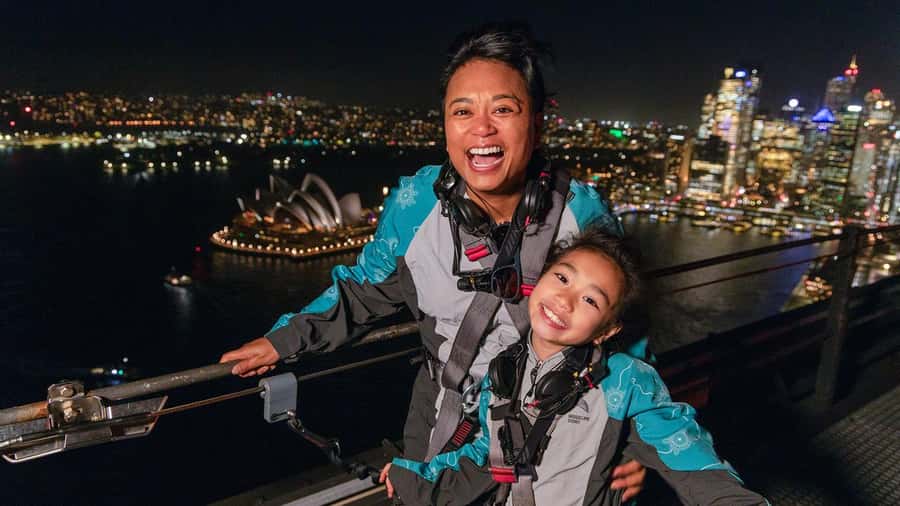 Sydney: BridgeClimb Sydney Harbour Summit Night - Is $210 Good Value?