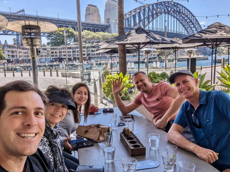 Sydney: City & The Rocks 3.5-Hour Walking Tour with a Drink - What the guides add to the walk