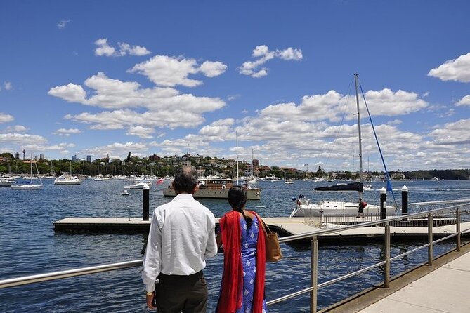 Sydney Guided Sightseeing Bus Tour - Woolloomooloo and Potts Point show Sydney’s changing character