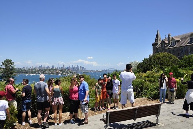 Sydney Guided Sightseeing Bus Tour - The Gap Lookout brings cliffs and open ocean