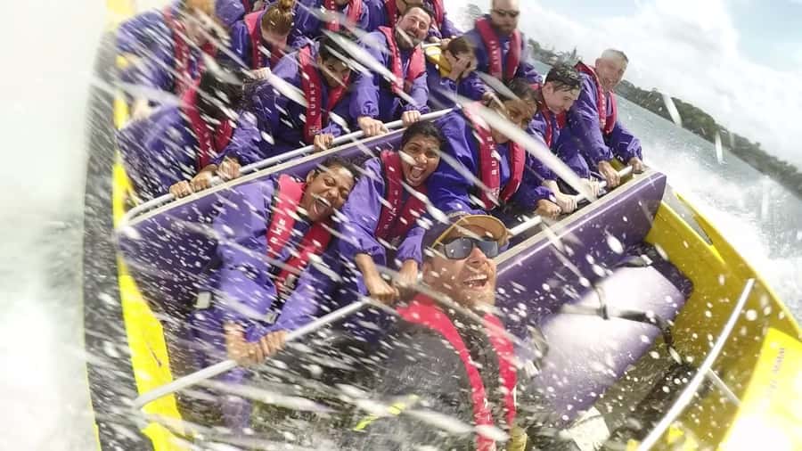 Sydney Harbour: 45-Minute Extreme Adrenaline Rush Ride - Getting wet is not a side effect