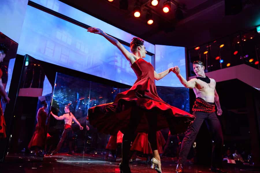 Sydney Harbour: Cabaret Cruise with 3-Course Dinner - Key points to know before booking