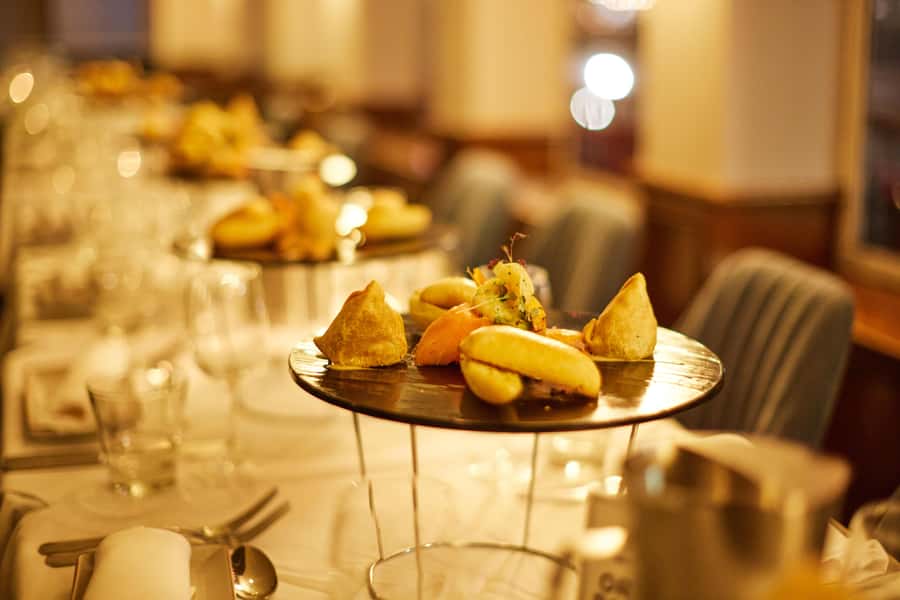 Sydney Harbour: Cabaret Cruise with 3-Course Dinner - The three-course dinner, from shared starters to dessert