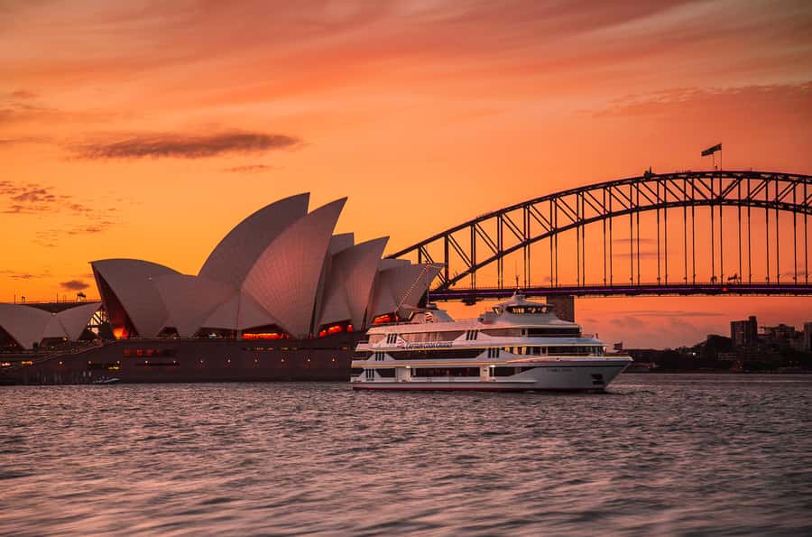 Sydney: Harbour Dinner Cruise with 3, 4 or 6-Course Menu - From Circular Quay to Darling Harbour
