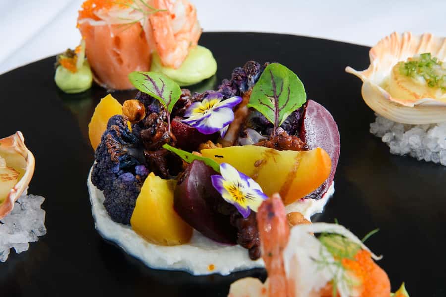 Sydney Harbour: Glass Boat Signature Dinner Cruise - Should you book Sydney’s Glass Boat Signature Dinner Cruise?