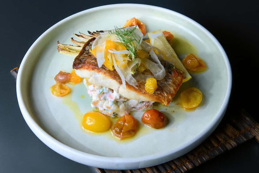 Sydney Harbour: Glass Boat Signature Dinner Cruise - Food, service, and the pace of the evening