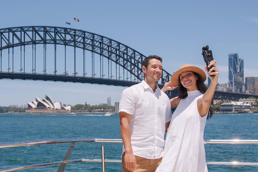 Sydney Harbour Sightseeing Cruise from Circular Quay - Clark Island, Shark Island, and the open harbour