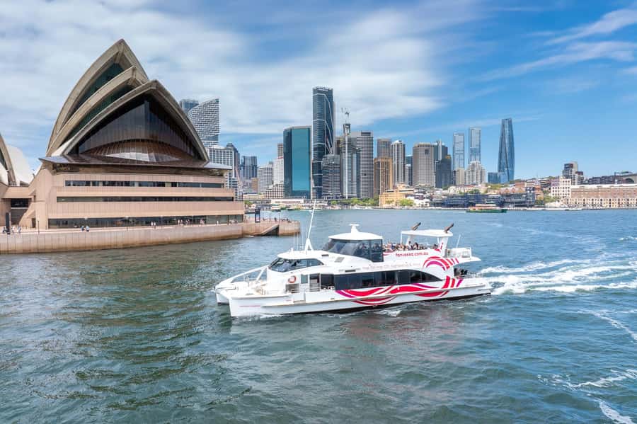 Sydney Harbour Sightseeing Cruise from Circular Quay - Bradley’s Head and Taronga Zoo