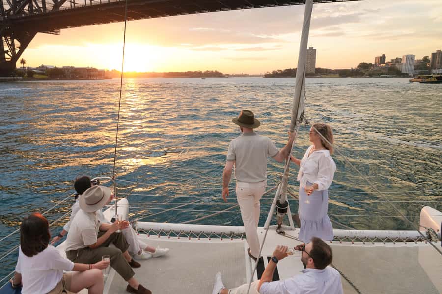 Sydney Harbour: Sunset Catamaran Cruise - A Loop of Sydneys Signature Sights