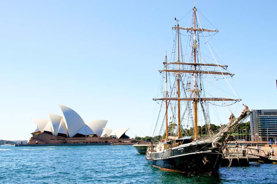 Sydney Harbour: Tall Ship Afternoon Cruise - Setting sail with help from the crew