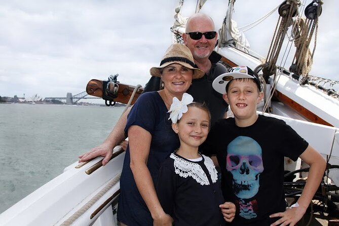 Sydney Harbour: Tall Ship Lunch Cruise - The First Views of Sydney Harbour
