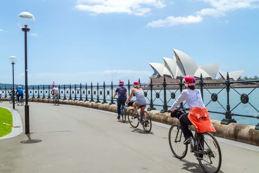 Sydney: Iconic Sights 4-Hour Bike Tour - The Opera House and Sydney Harbour views