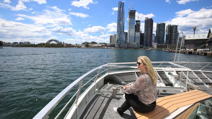 Sydney: Morning or Afternoon Harbour Sightseeing Cruise - Where to sit for the best views