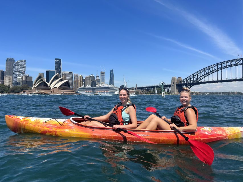 Sydney: Opera House and Harbour Guided Kayak Tour - The Opera House photo stop