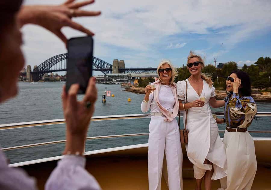 Sydney: Relaxing High Tea Cruise on Sydney Harbour - A pleasant choice for solo visitors and couples