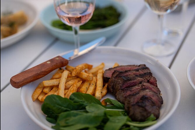 Sydney Secrets Lunch Cruise - The guide makes the difference