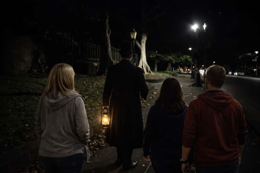 Sydney: Spirits of the Rock and Dark Past Walking Tour - The first steps into Sydney’s darker past