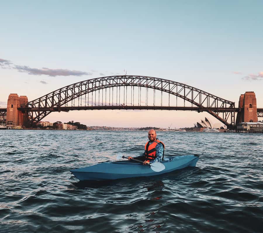Sydney: Sunset Kayak - Opera & Harbour Bridge Tour (5p. max) - How the small group changes the experience