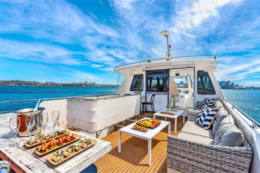 Sydney: Vivid Harbour Cruise with Canapes - What the 40-passenger limit really changes