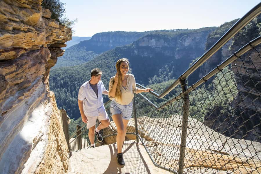 Sydney: Waterfall Bushwalk and Blue Mountain Sunset Day Trip - Sunset at Lincoln’s Rock