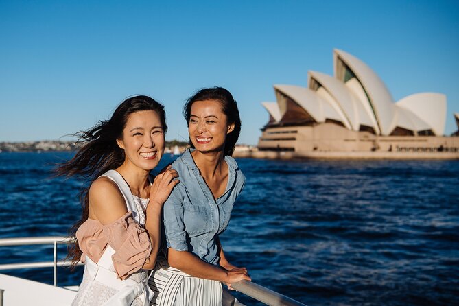 Taronga Zoo Entry & Return Ferry - Sydney Harbour - Keeper talks and shows give the visit shape