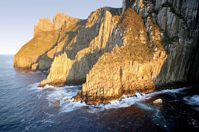 Tasman Island Cruises and Port Arthur Historic Site Day Tour from Hobart - What the guides add to the day
