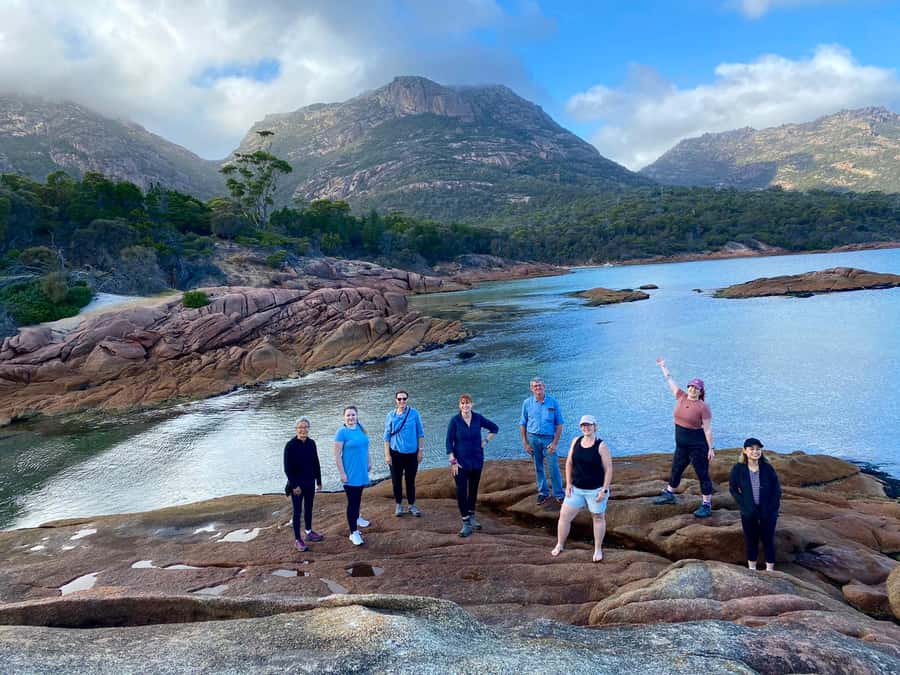 Tasmania: Wilderness and Wildlife Guided 6-Day Tour - Day 5: Freycinet, Wineglass Bay, and the return to Hobart
