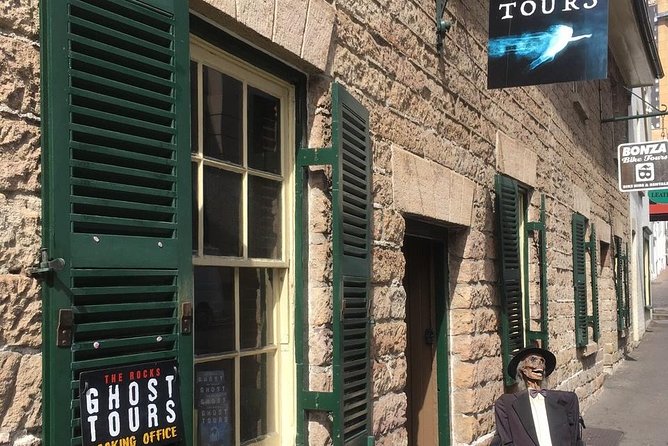 The Rocks Ghost Tours with Guide in Sydney - Why The Rocks works so well for a ghost tour