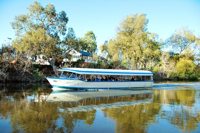 Torrens River Cruise in Adelaide - Festival Centre and Adelaide’s cultural precinct
