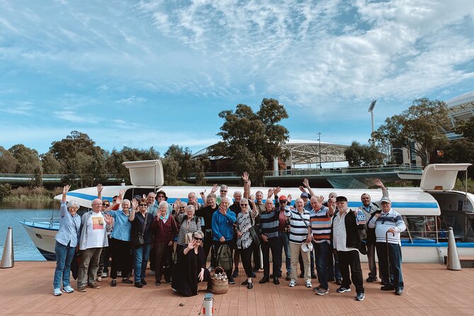 Torrens River Cruise in Adelaide - Adelaide Zoo and a possible wildlife moment
