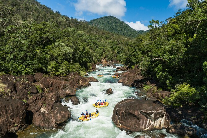 Tully River Full-Day White Water Rafting - What Grade 4 water feels like for a first-timer