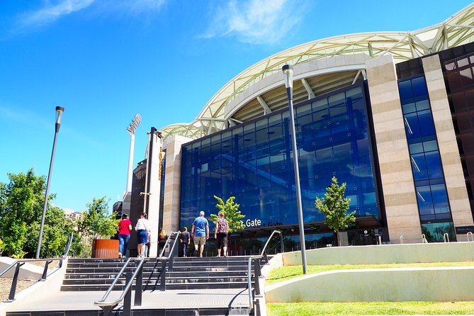 Ultimate Adelaide City and Hahndorf Tour - The National Wine Centre and Adelaide Botanic Gardens