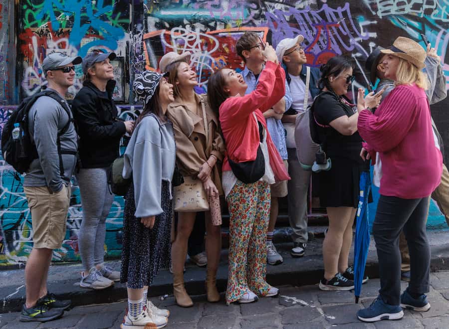 Ultimate Melbourne Walking Tour: History, Laneways & Culture - Flinders Street Station and the coffee pause