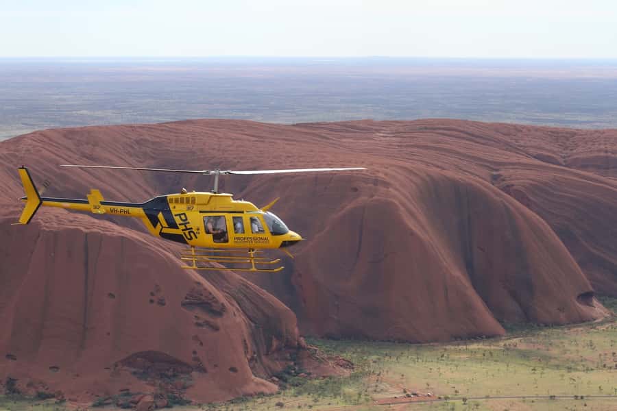 Uluru 15-Minute Helicopter Experience - Why Uluru looks different from a helicopter
