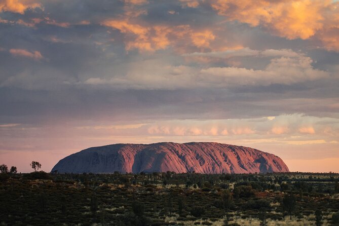 Uluru (Ayers Rock) Sunset + Outback Barbecue Dinner & Star Talk - Key points to know before booking