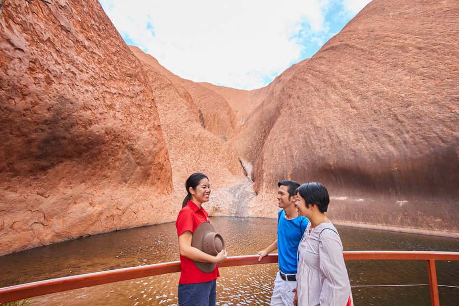 Uluru: Sacred Sites & Sunset Tour with Wine & Cheeseboard - Mutitjulu Waterhole and the Kuniya Walk