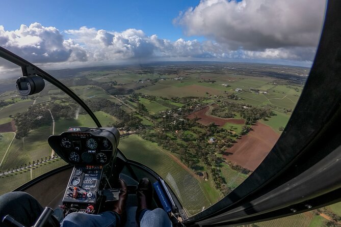 Western Ridge & Valley Floor: 20-Minute Helicopter Flight - Twenty minutes over the western ridge and valley floor