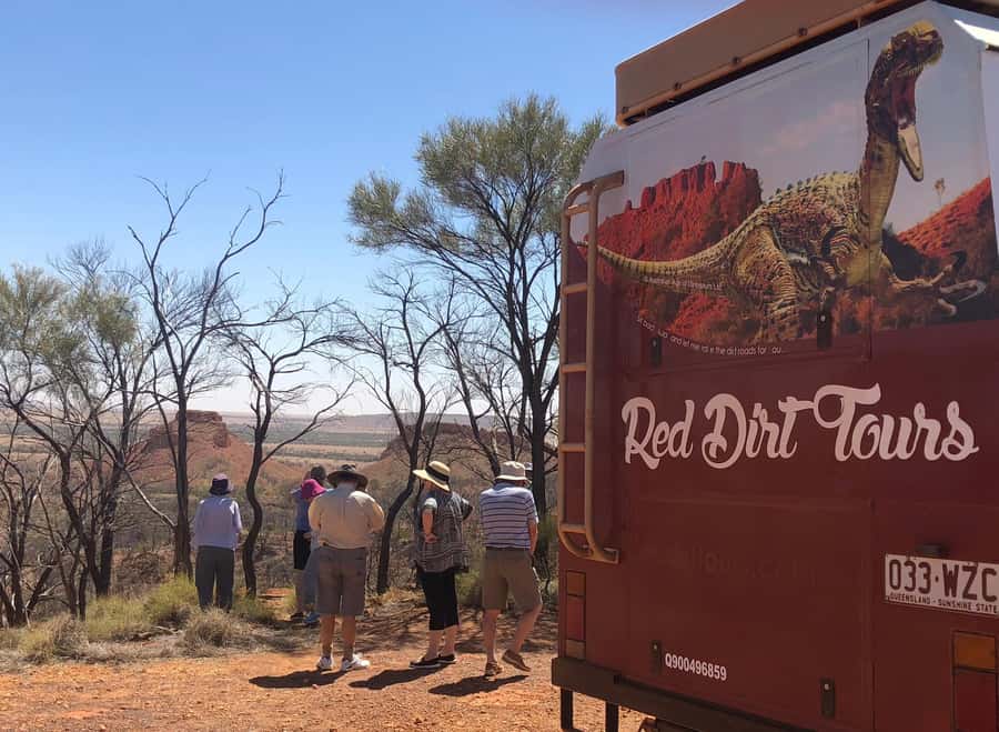 Winton: Dinosaur Stampede 3/4 Day Tour - The drive through Winton’s mesa country